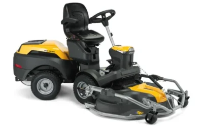 Stiga benzindrevet frontklipper Park 700 WX